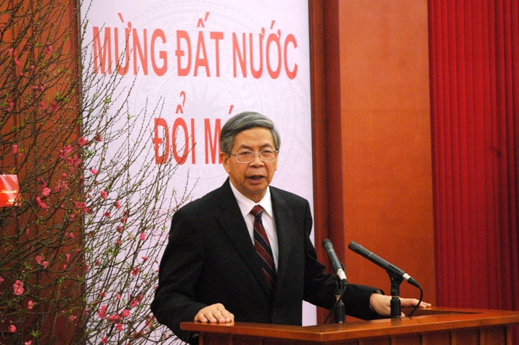 Đồng ch&iacute; Đặng Vũ Minh, B&iacute; thư Đảng đo&agrave;n, Chủ tịch Li&ecirc;n hiệp c&aacute;c hội khoa học kỹ thuật  Việt Nam thay mặt đại biểu tr&iacute; thức, c&aacute;c nh&agrave; khoa học đại diện cho đội ngũ tr&iacute; thức khoa  học v&agrave; c&ocirc;ng nghệ cả nước ph&aacute;t biểu tại buổi gặp mặt.